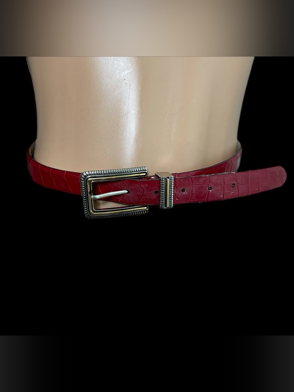 Vintage 90’s Genuine Leather Red Belt With Western Engraved Buckle